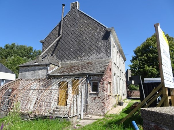 pastorie in Letterhoutem voor de renovatie - foto SHM Denderstreek - Mieke Dobbenie