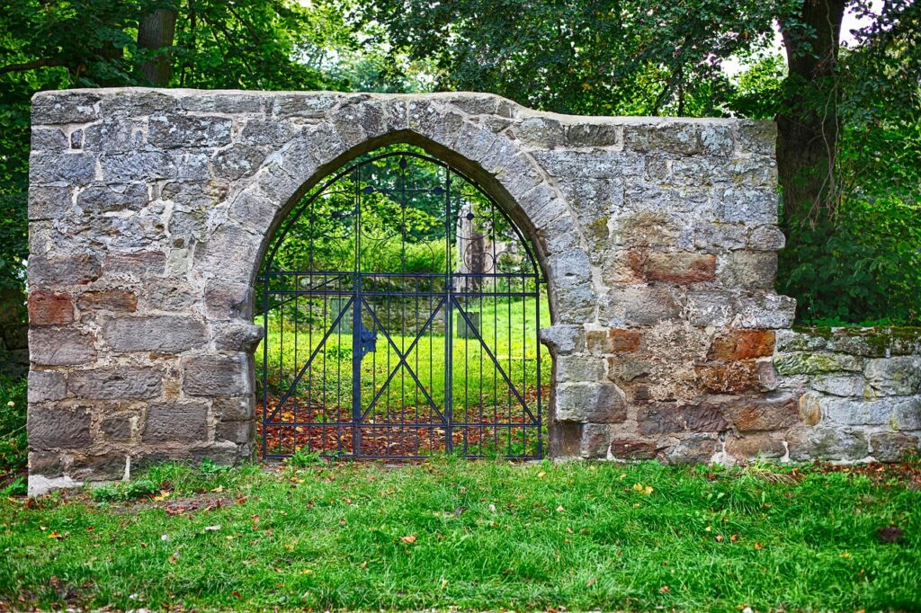oude hekken en poorten